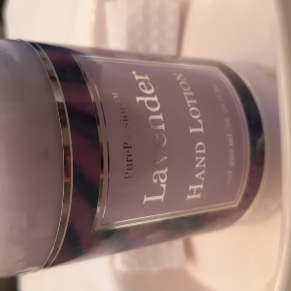 PurePassion Lotion, face towel & Tray Set - Picture 2 of 4